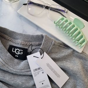 UGG NWT Crewneck- super soft